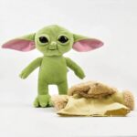 Peluche Baby Yoda 20cm Peluche Baby Yoda Peluche Disney Peluche Star Wars a7796c561c033735a2eb6c: Vert