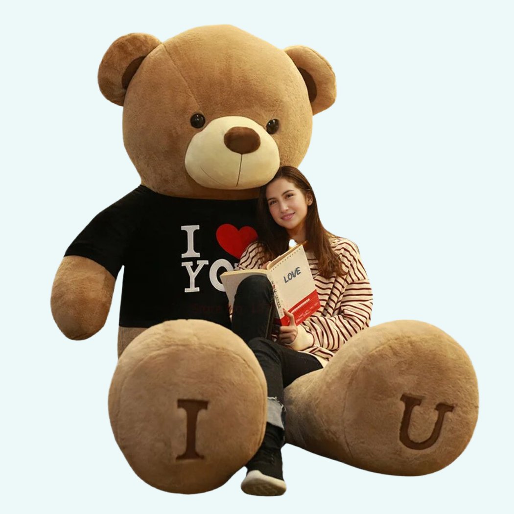 Giant Love Bear Stuffed Animal in T-Shirt img 11 2024 Peluche geante ours d amour en Tshirt 1